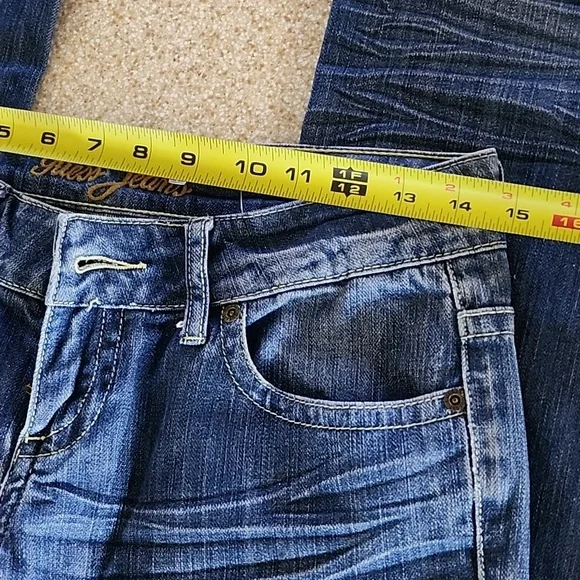 Guess Bootcut Rhinestone Like New Jeans Size 28 - Picture 5 of 13